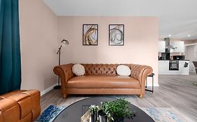 2 Bed Flat Manchester City
